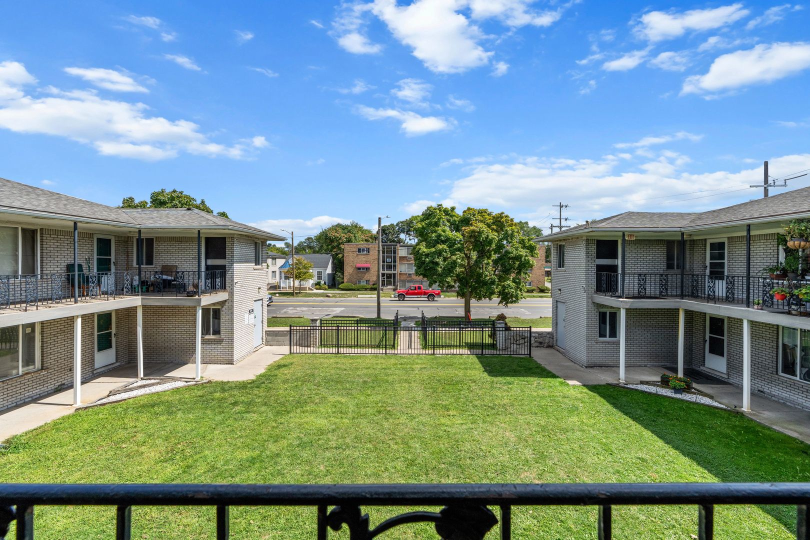 Detroit Apartment: 14811-14835 Greenfield