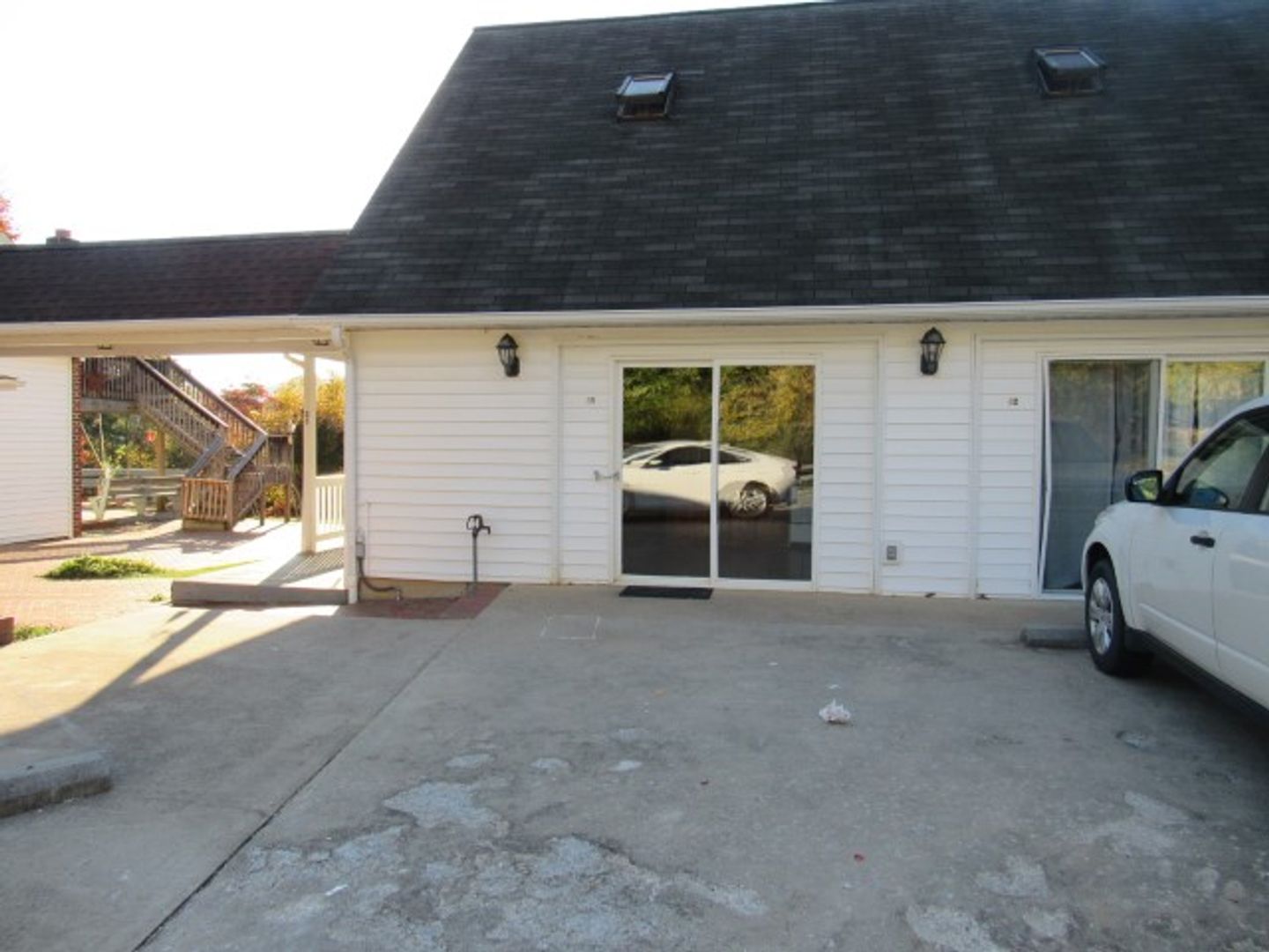 Sylva Apartment: 105 East Sylva Circle