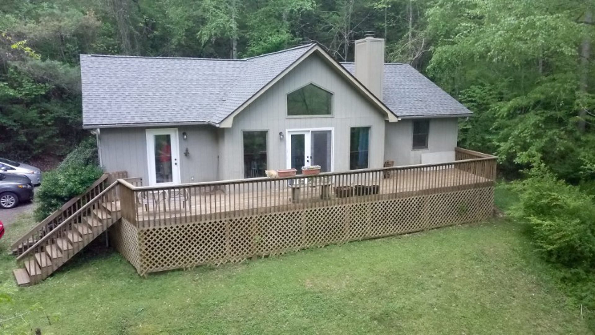 Cullowhee House: 846 South Country Club Drive