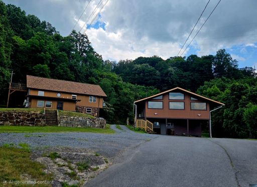 2 Bedroom / 1 Bath chalet style Mtn Retreat duplex – photo 1