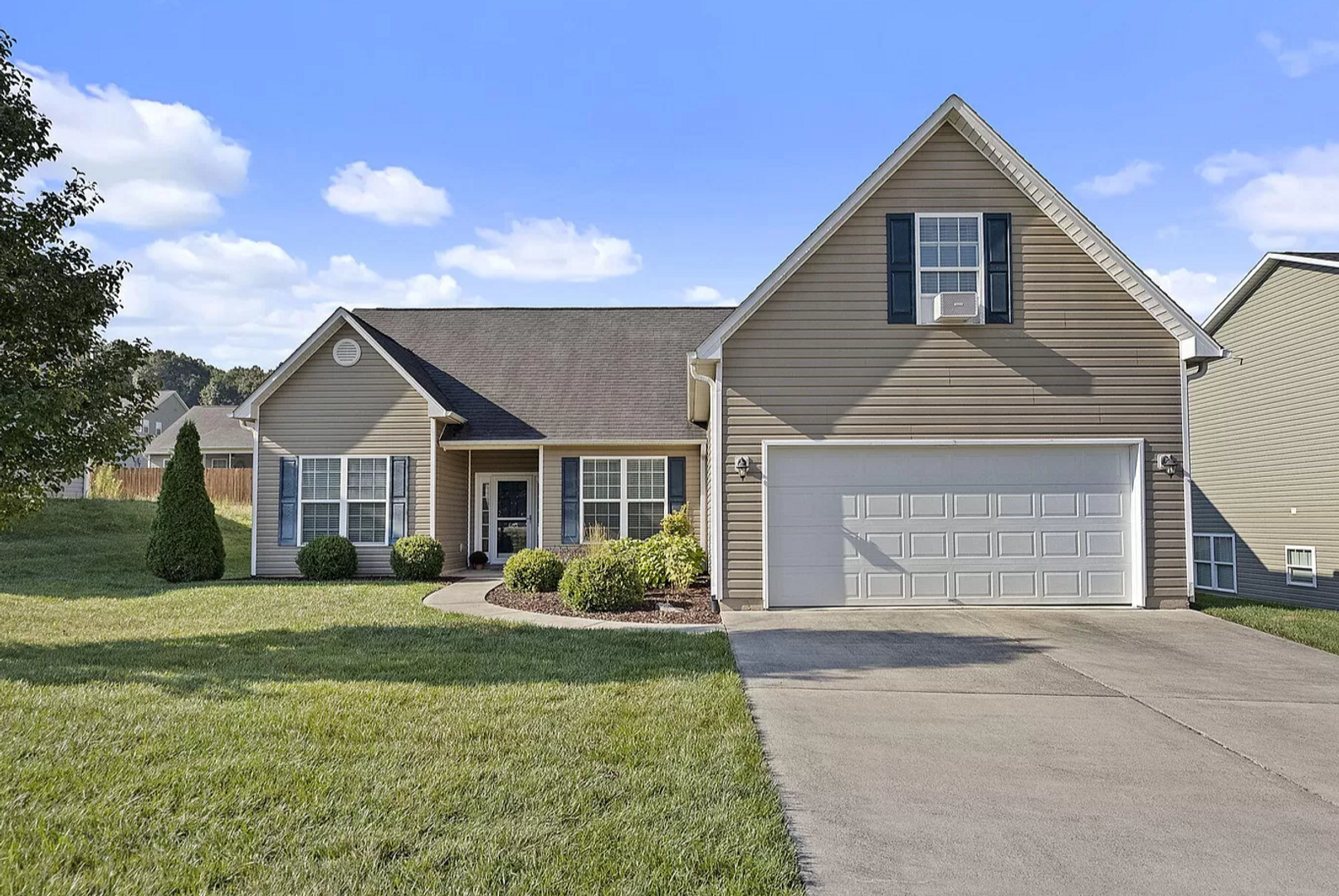 Johnson City House: 603 Suffolk Road