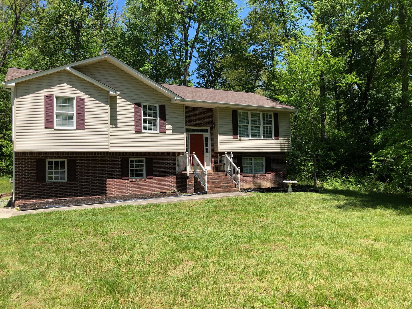 Church Hill House: 415 Greenland Lane