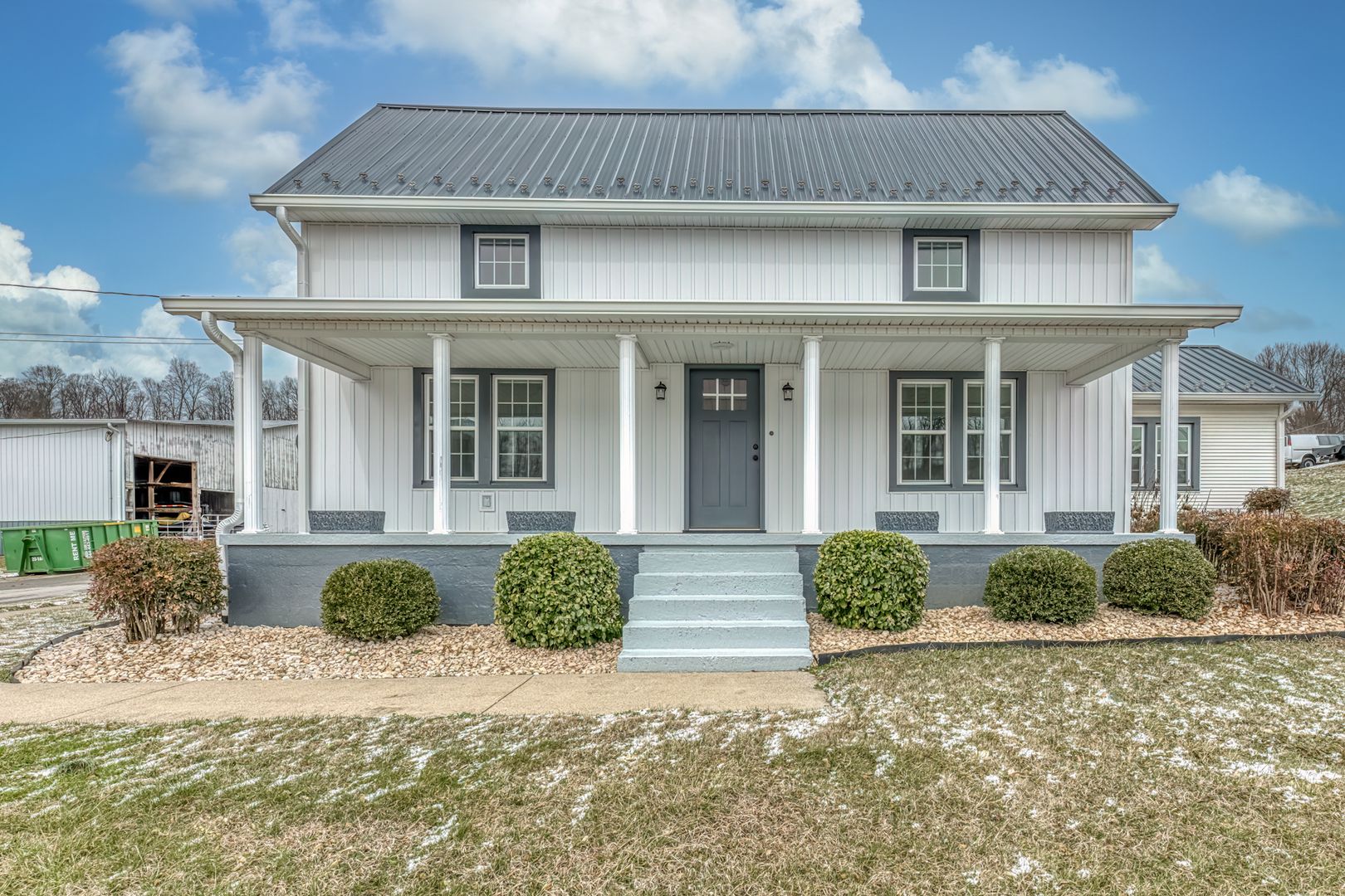 Blountville House: 2699 Island Road