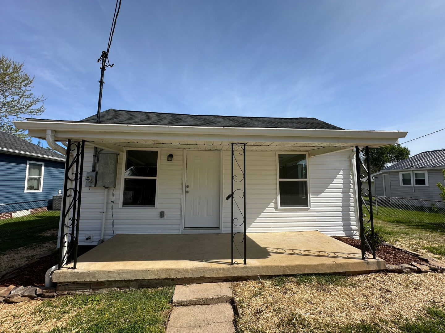 Kingsport House: 2202 Maxwell Avenue