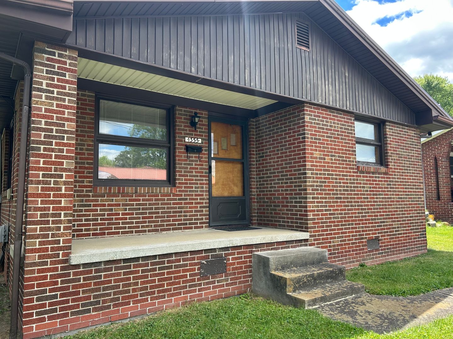Kingsport House: 1355 Warpath Drive