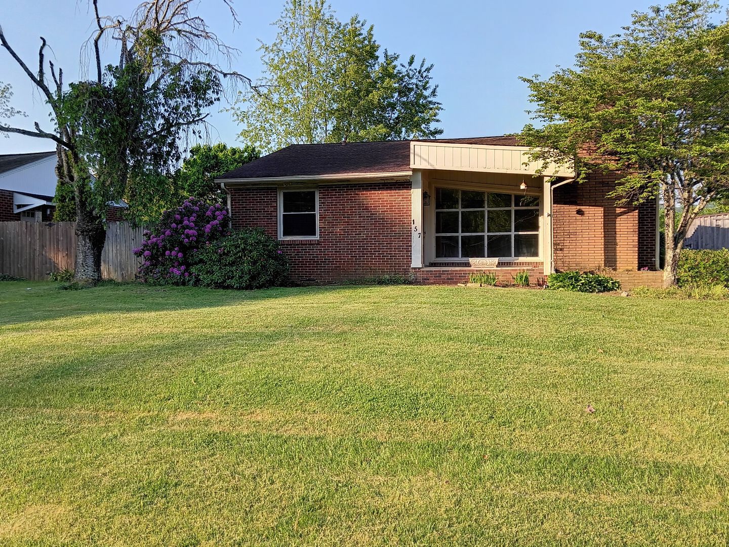 Johnson City House: 157 Arlington Drive