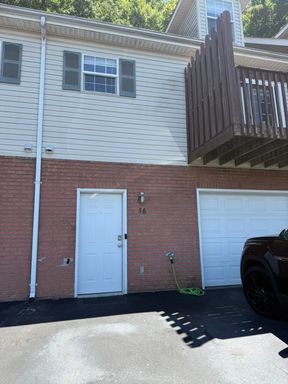 2 bedroom 2 bath condo for Rent – photo 1