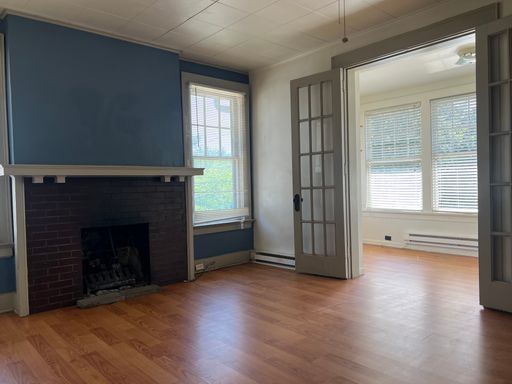 128 N 24th-Upper West, Quincy, IL 62301