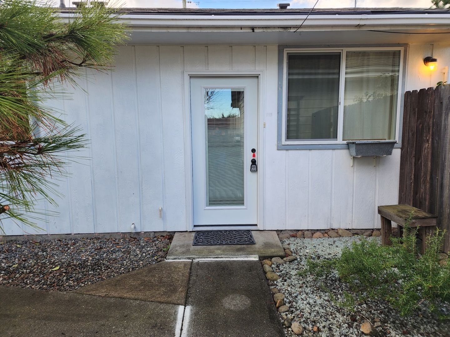 Sequim House: 500 S 3rd Place