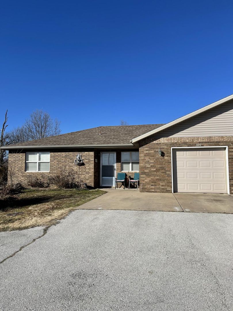 Joplin Apartment: 3102 Adele Crt
