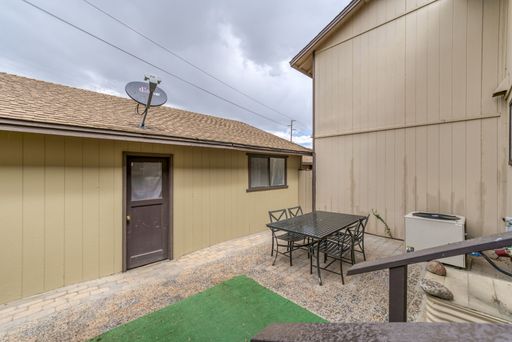 Listing photo thumbnail