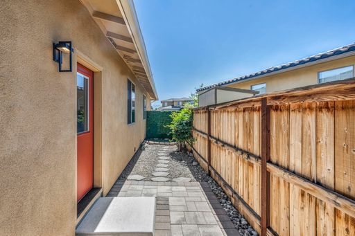 Listing photo thumbnail