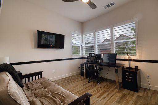 Listing photo thumbnail