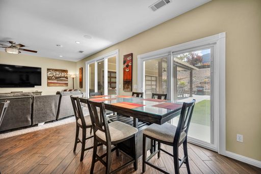 Listing photo thumbnail