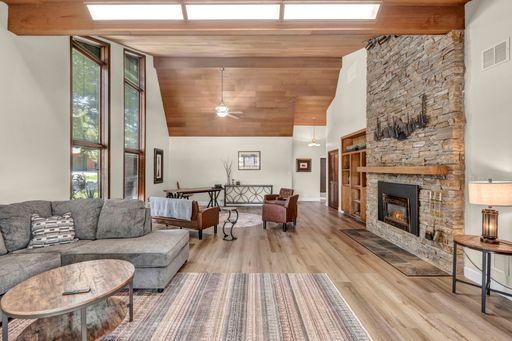 1954 Villa Way South, Reno, NV 89509