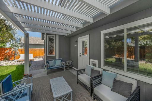 Listing photo thumbnail
