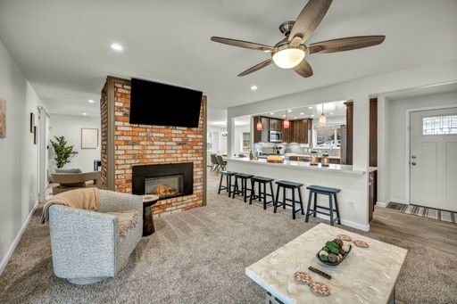 Listing photo thumbnail