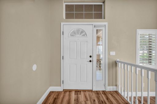 Listing photo thumbnail