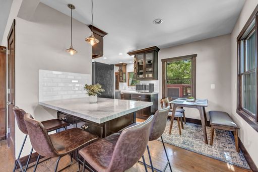 Listing photo thumbnail