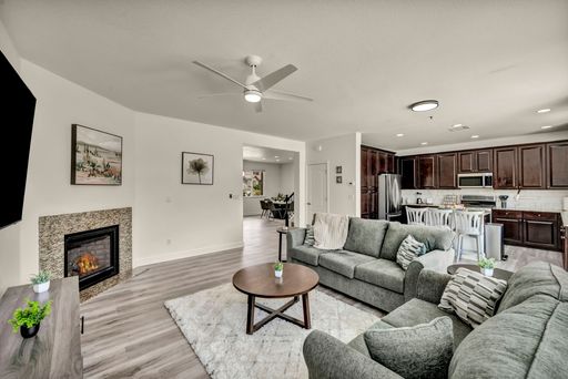 Listing photo thumbnail