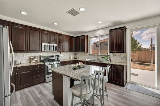 Listing photo thumbnail