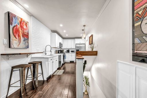 Listing photo thumbnail