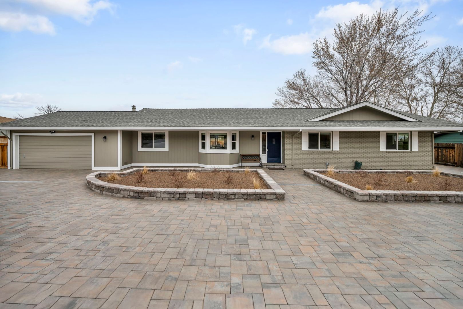 Reno House: 13745 Kewanna Trail