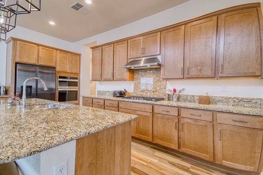 Listing photo thumbnail