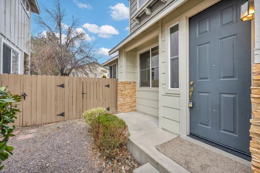 Listing photo thumbnail