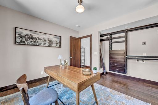 Listing photo thumbnail