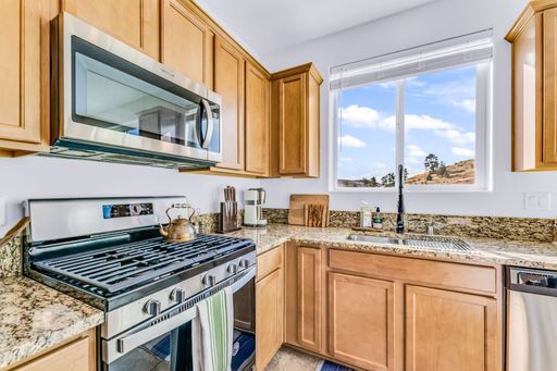 Listing photo thumbnail