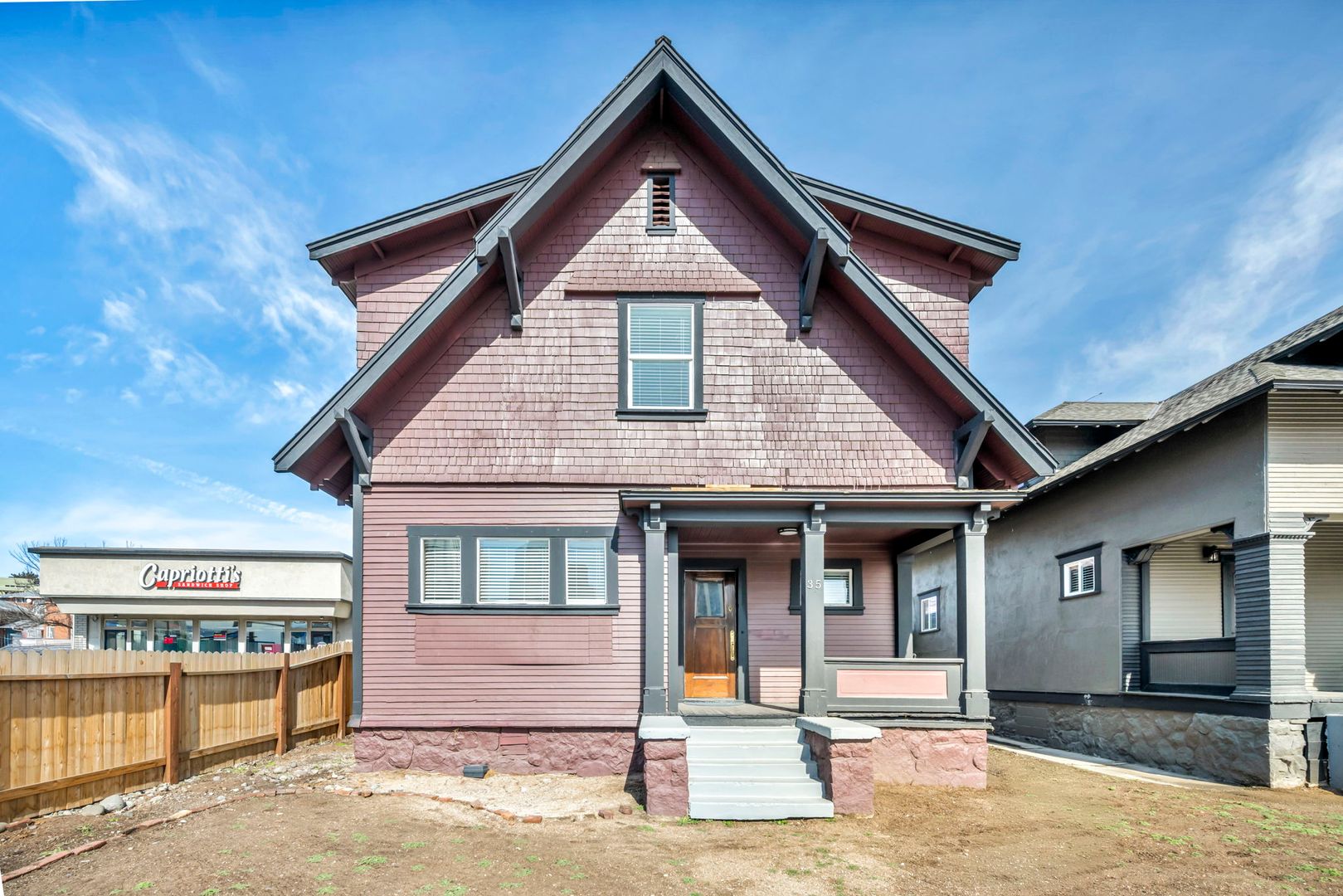 Reno House: 35 West 8th Street