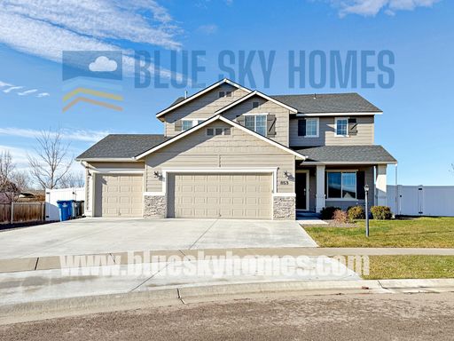 Beautiful Middleton two story home with 4 bedrooms