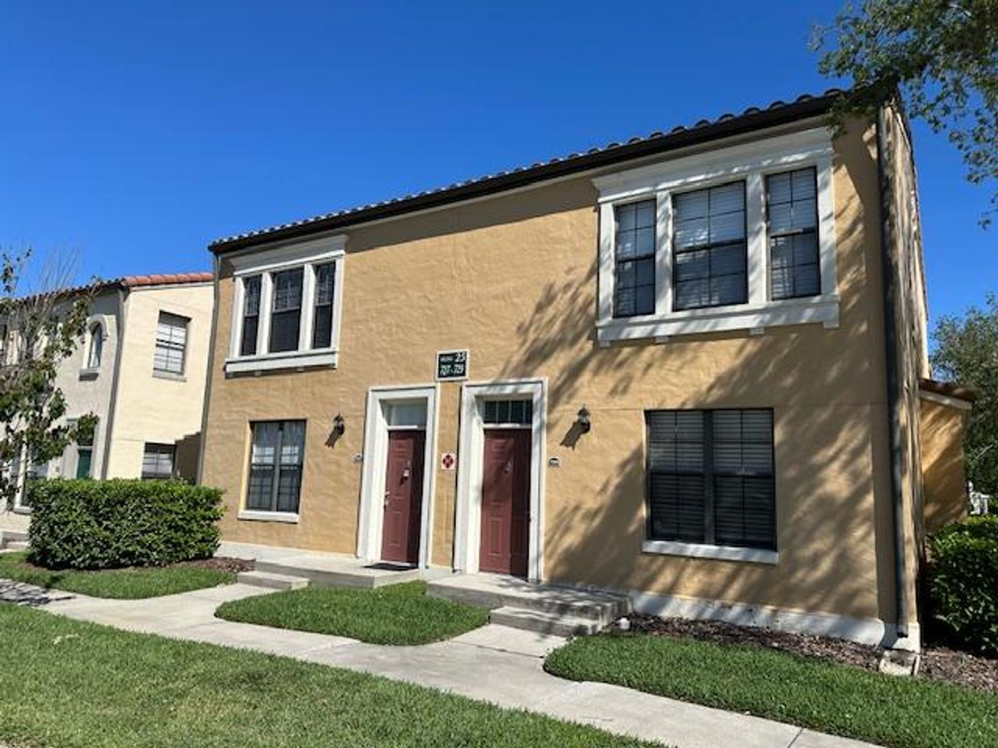 Celebration House: 727 Siena Palm Dr