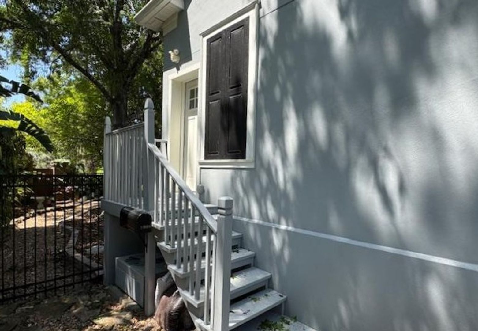 Celebration House: 100 Acadia Terrace #B