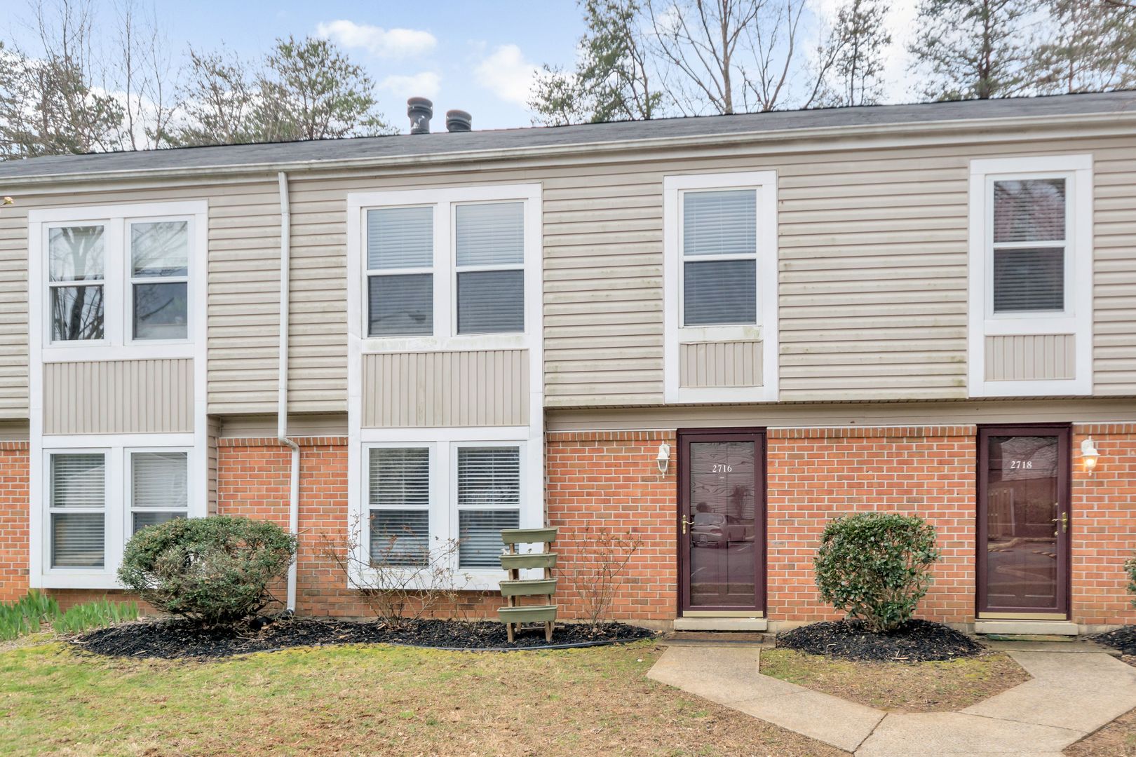 Charlottesville House: 2716 Gatewood Circle