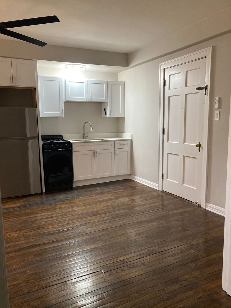 Muncie Apartment: 522 W. Adams St.