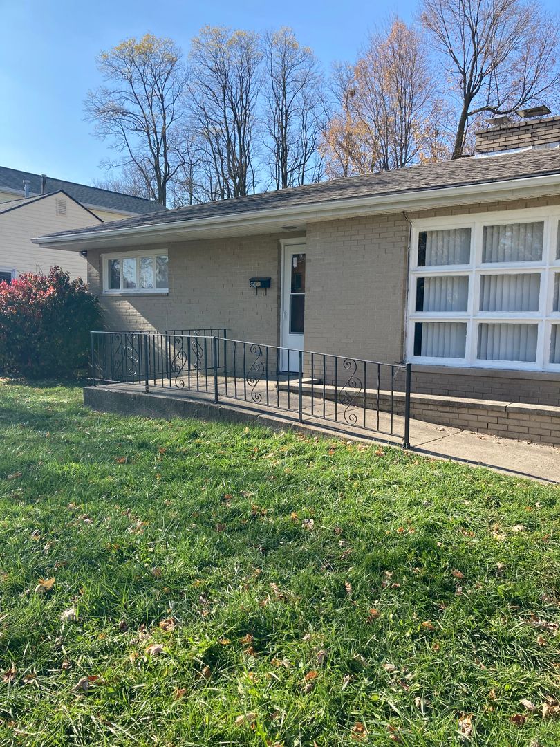 MUNCIE House: 801 S. Ribble Ave.