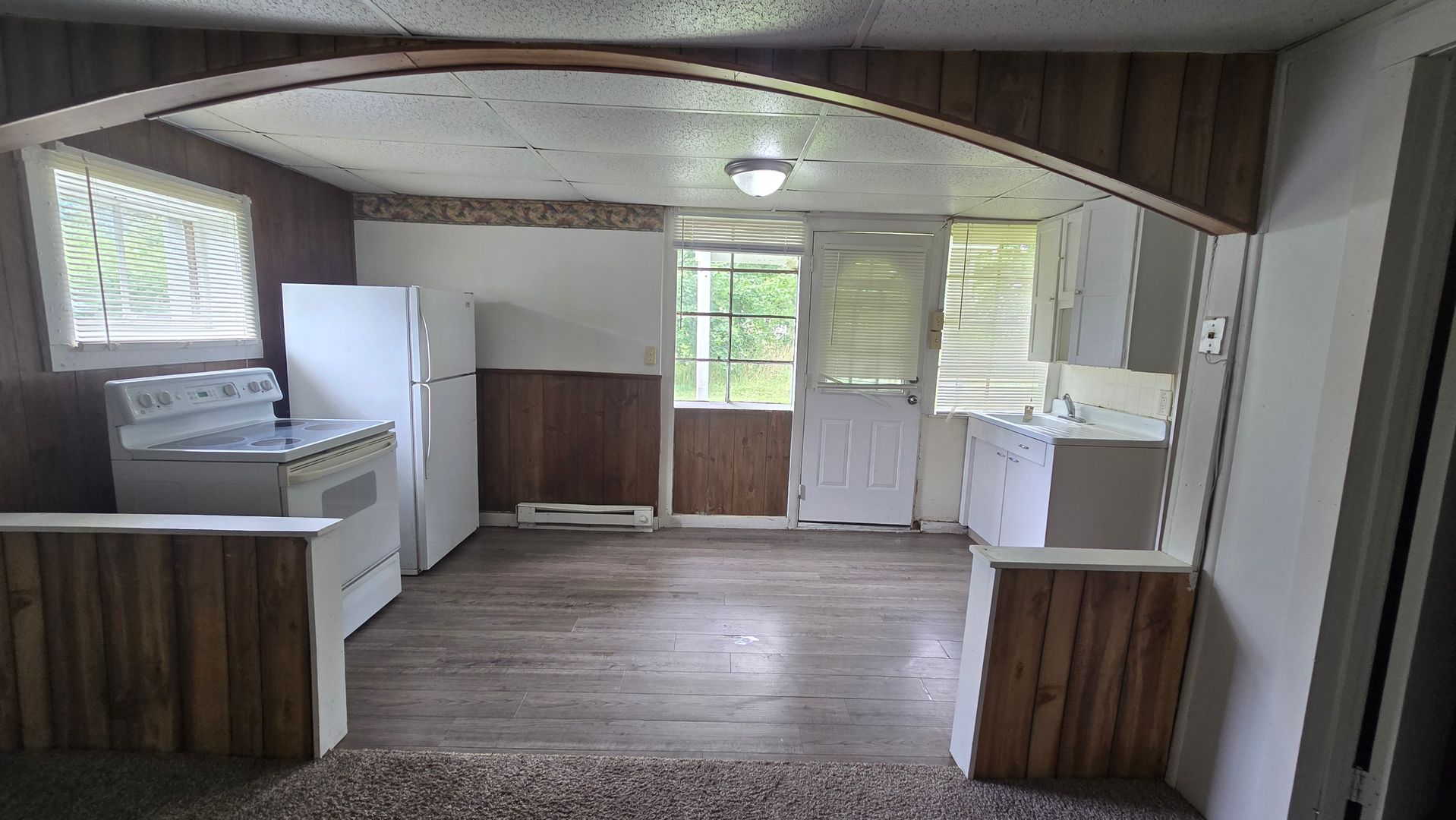 Muncie Apartment: 2013 S Rosemont Ave