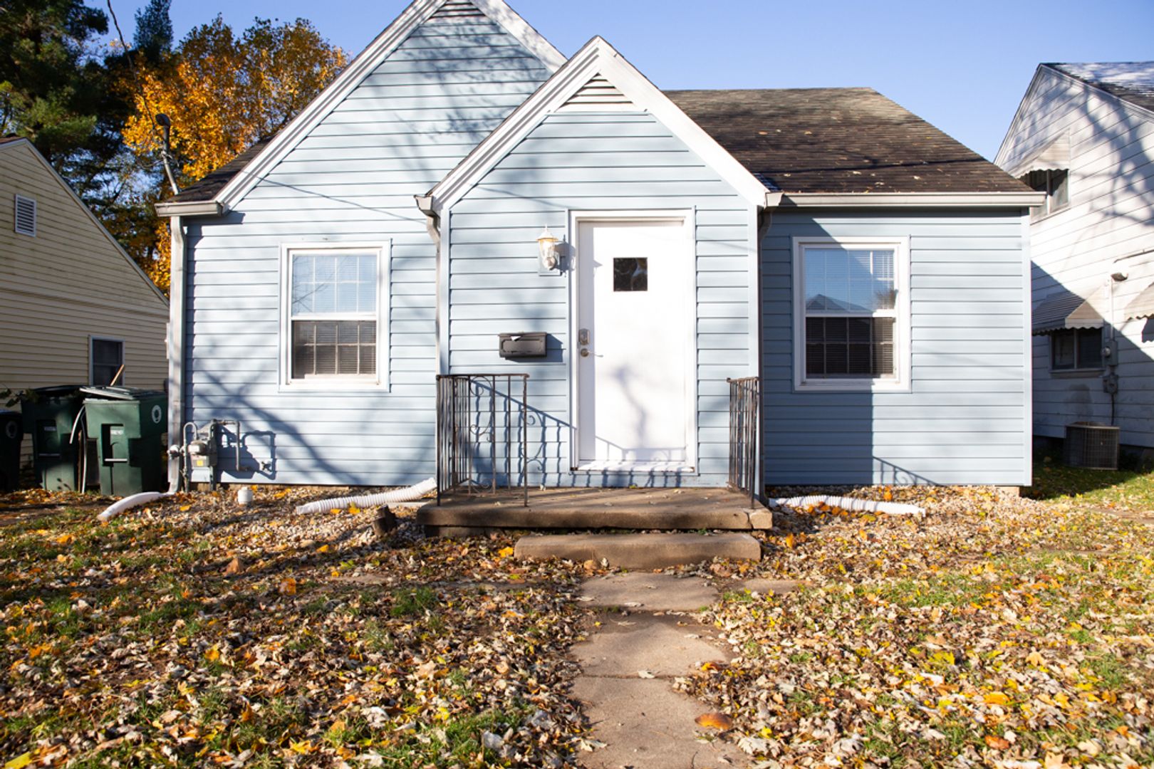 Muncie House: 409 S College Ave