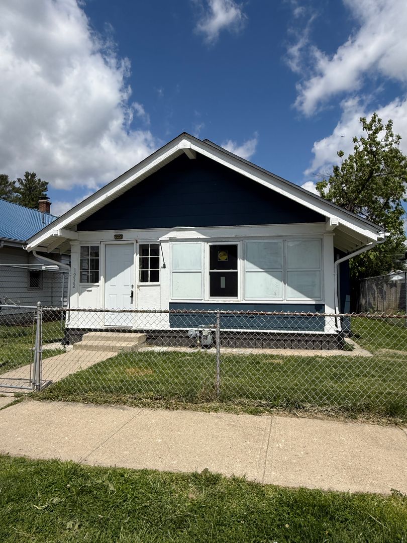 Anderson House: 1232 E 28th St