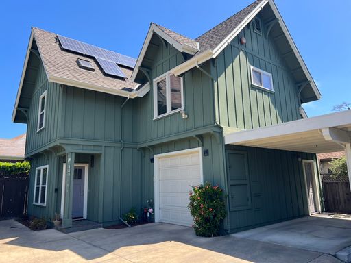 Mid-town Privacy and Convenience! – photo 1