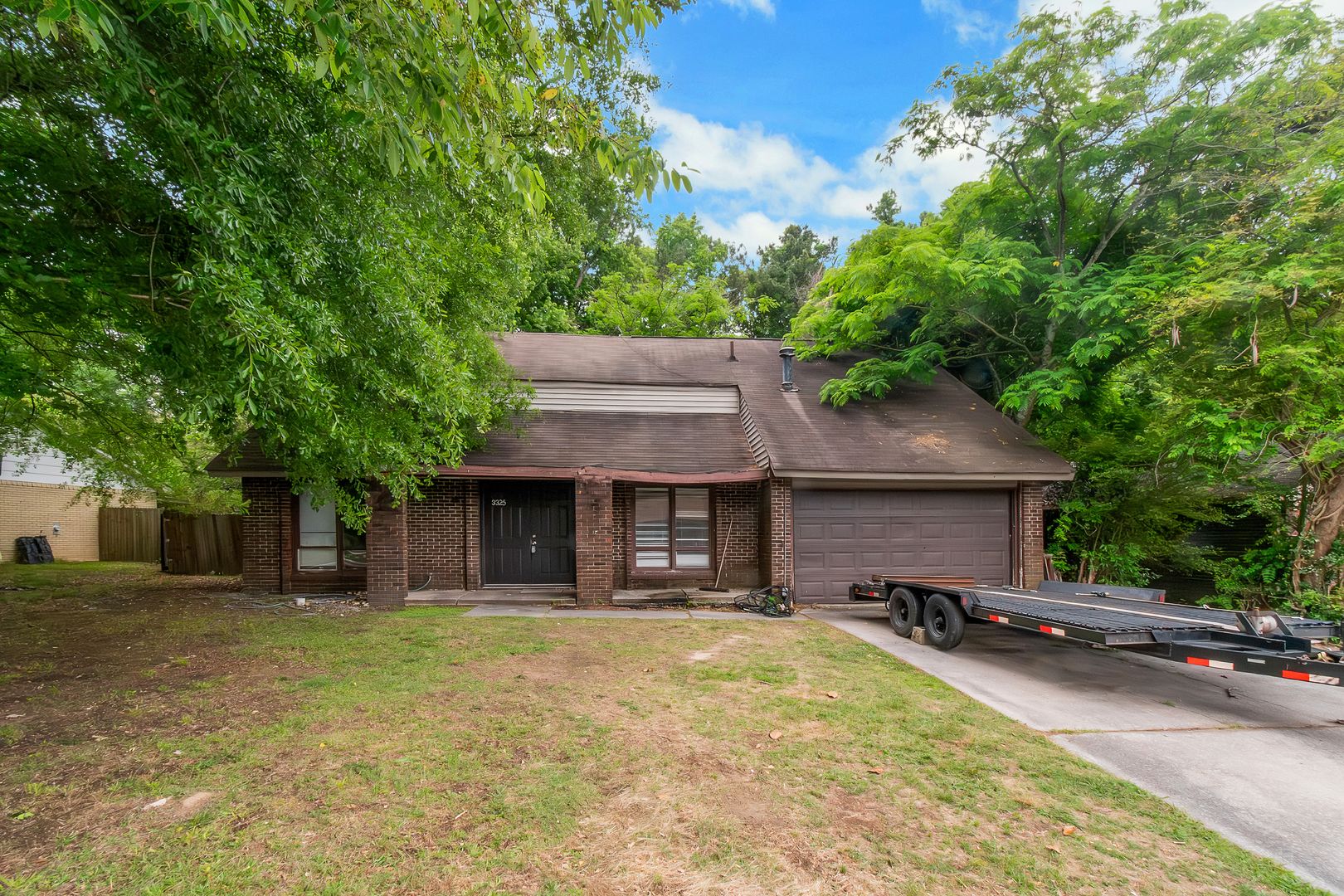 Atlanta House: 3325 Valley Bend Rd