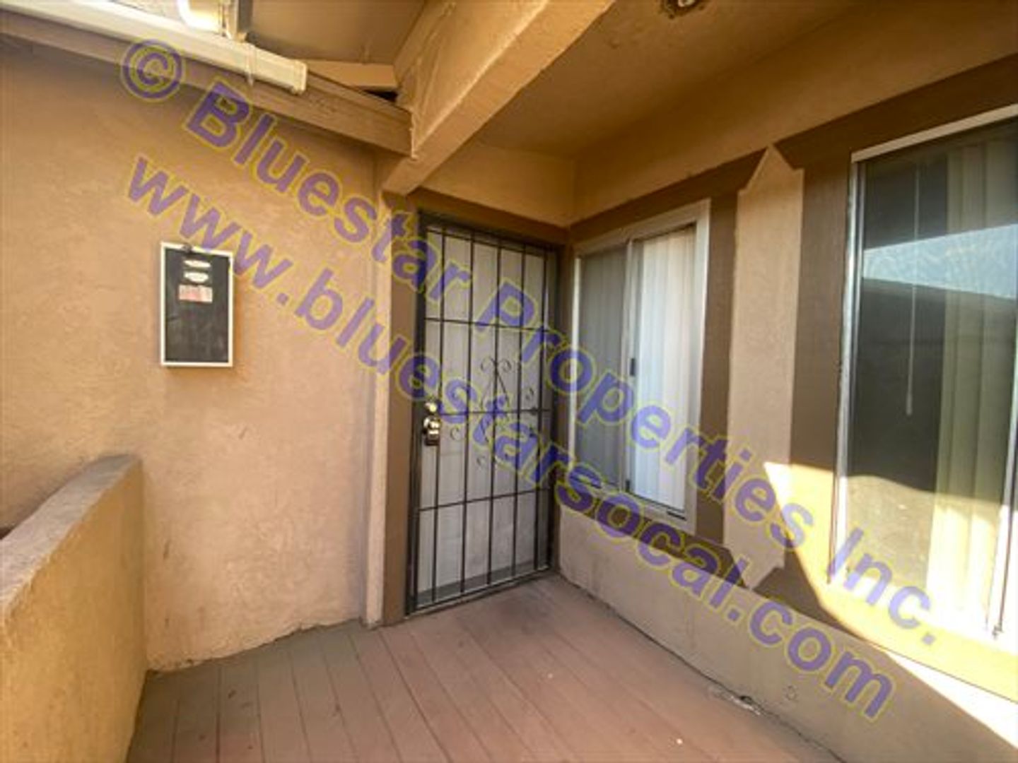 Victorville Apartment: 16464 Lariat Road #A-D