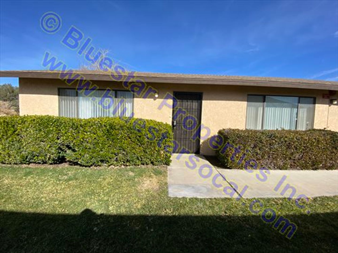 Victorville Apartment: 16303 Enramada