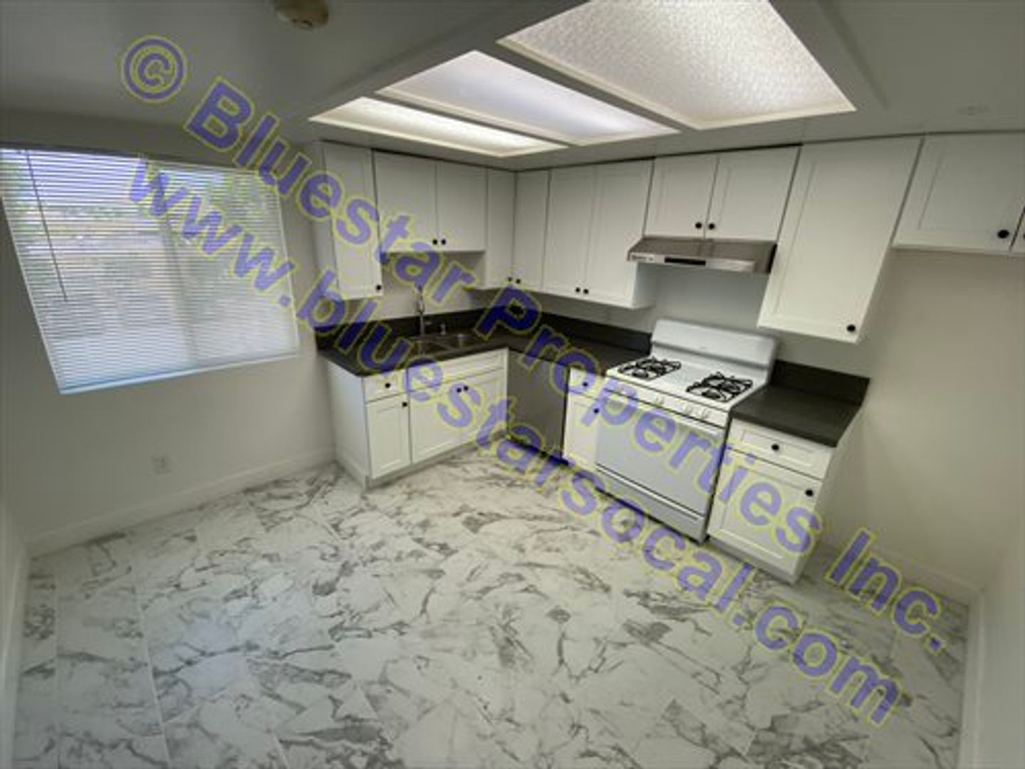 Victorville Apartment: 16450 Lariat Rd #1-4