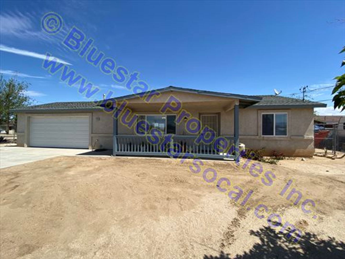 Hesperia House: 17068 Sycamore Street