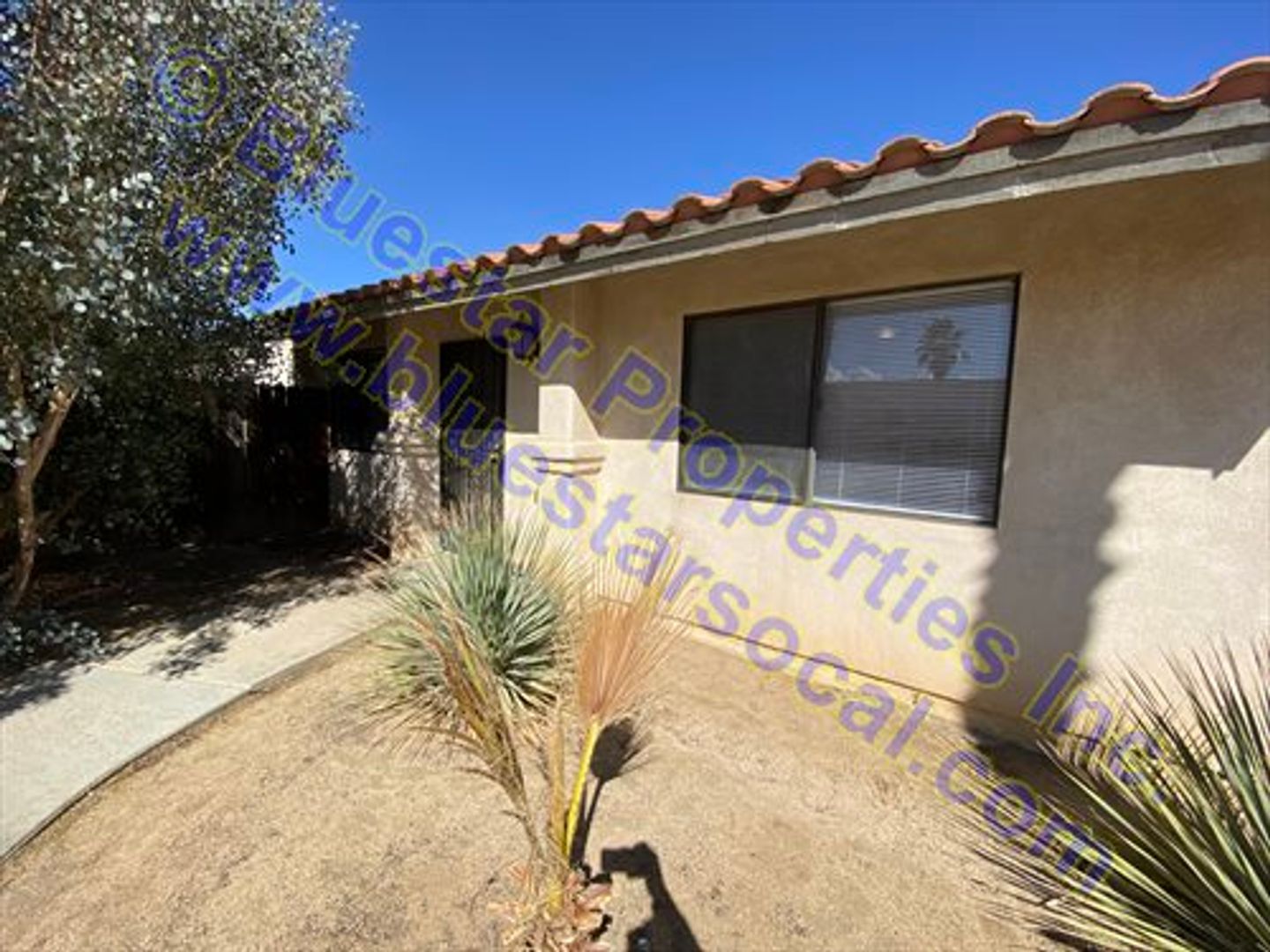 Apple Valley Apartment: 16377 Wato Road