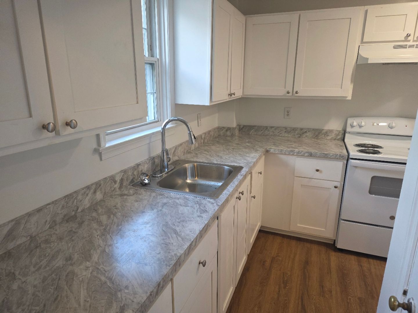 Wilmington Townhome: 4 S. Cannon Dr.