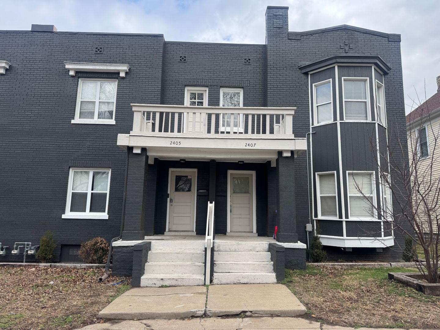 St. Joseph Apartment: 2401 Francis St.